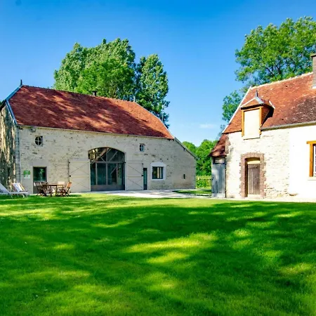 Jully-sur-sarce, 3 Pieces, 5 Personnes - Fr-1-543-120 * Jully-sur-Sarce